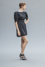 Load image into Gallery viewer, Venus