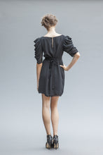 Load image into Gallery viewer, Venus